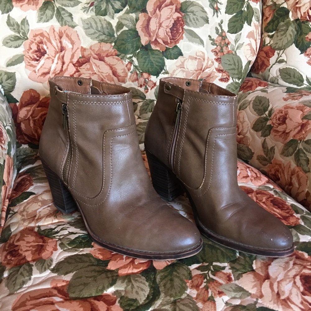 Lucky Brand Booties 🍀